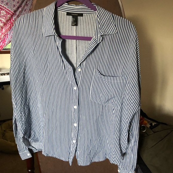 Flowy Striped Button Down Top - Picture 4 of 6